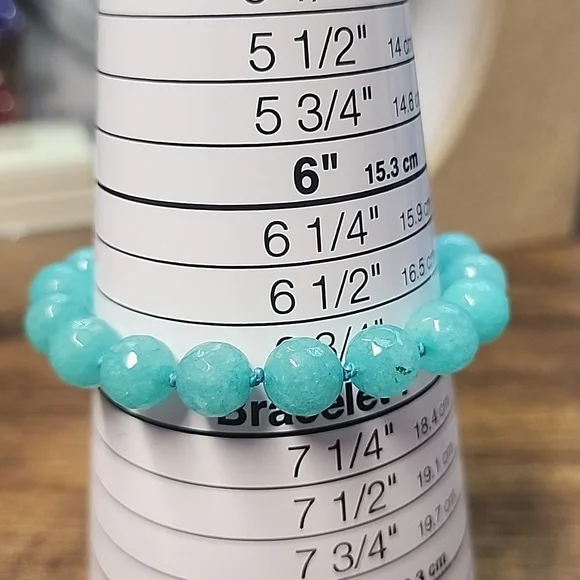 Faceted Aqua Hand Knotted  20 Inch Necklace Set. Aprilsplace Chicken - Picture 6 of 7